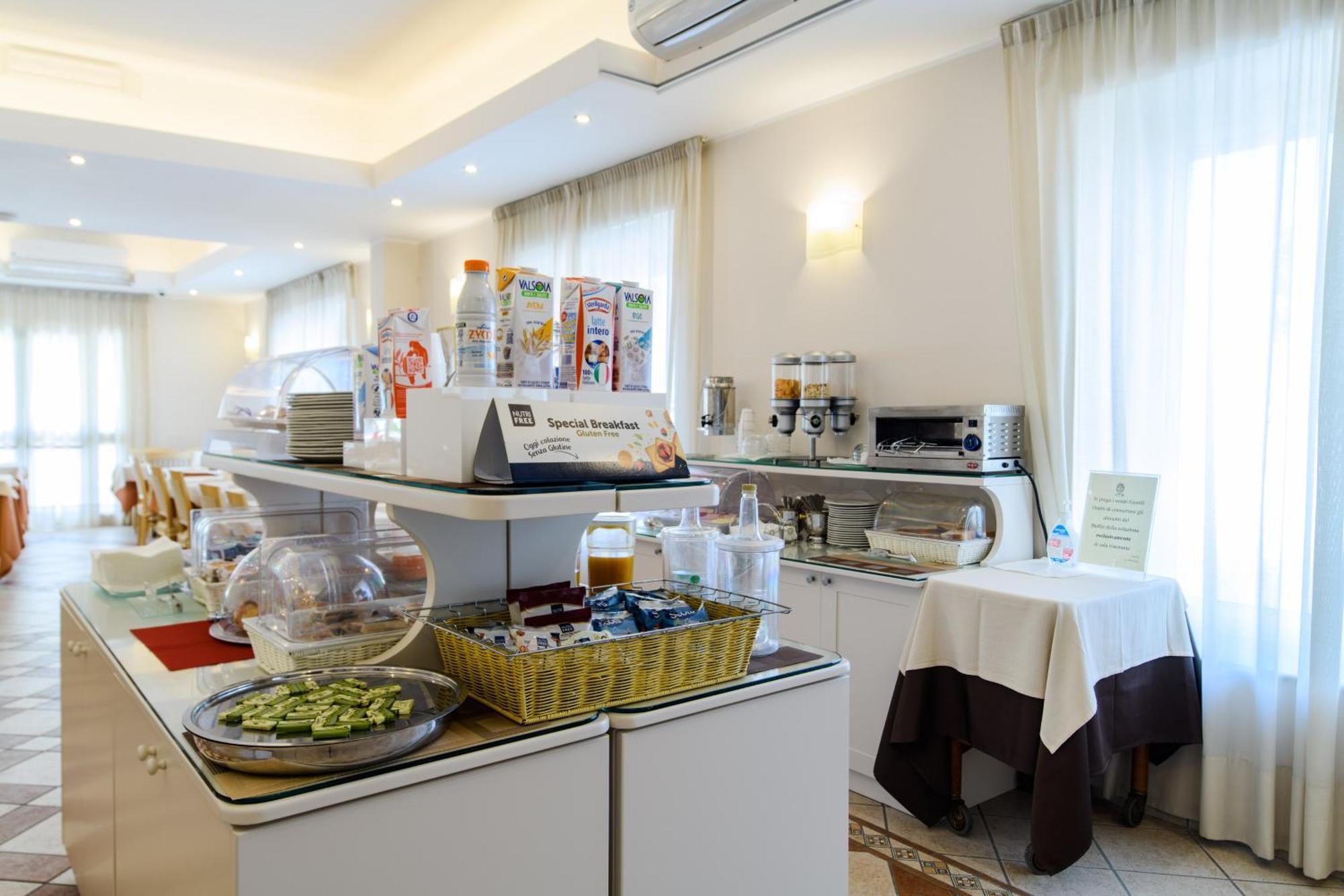 Hotel Tirreno