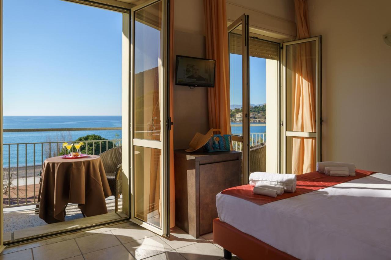 Hotel Tirreno