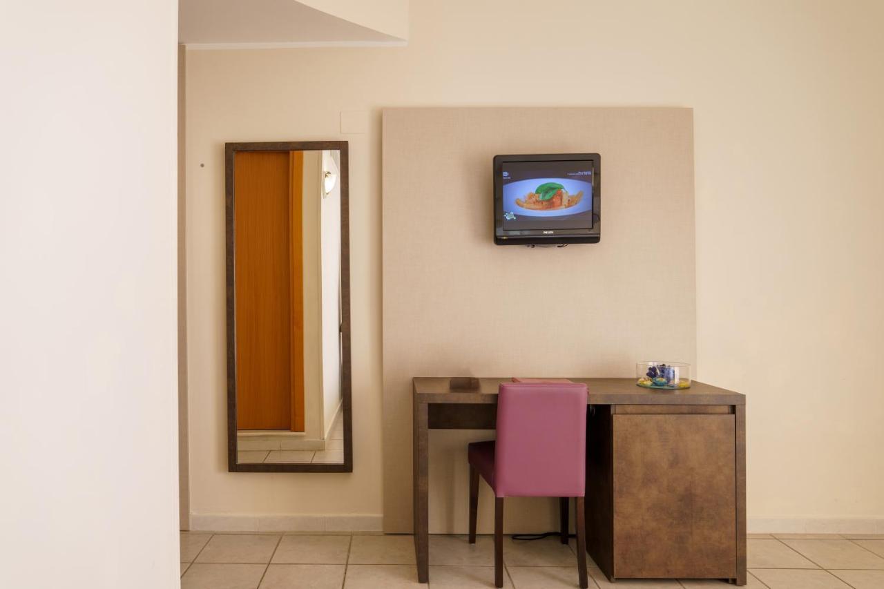 Tirreno Hotel