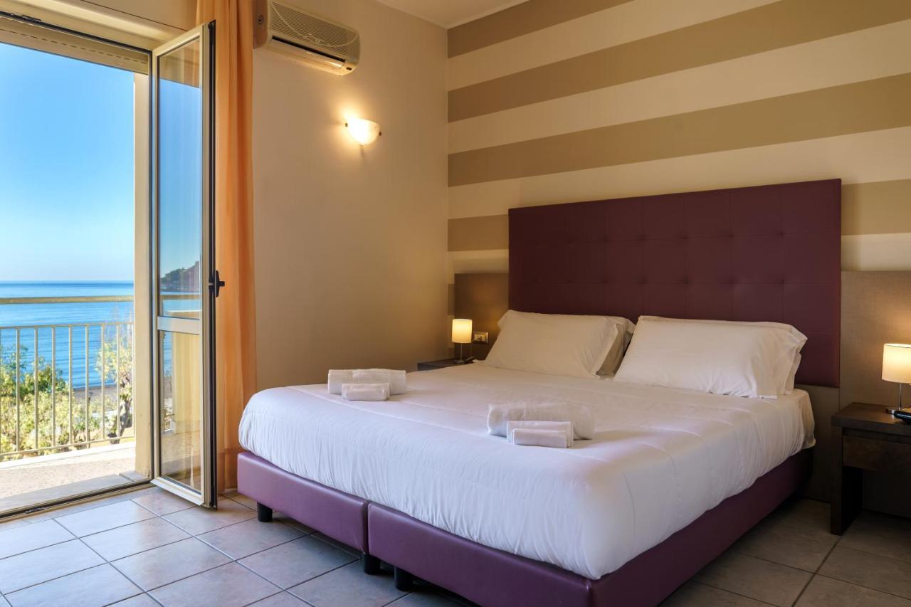 Tirreno Hotel 4*