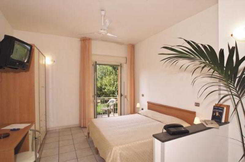 Tirreno Hotel Sapri